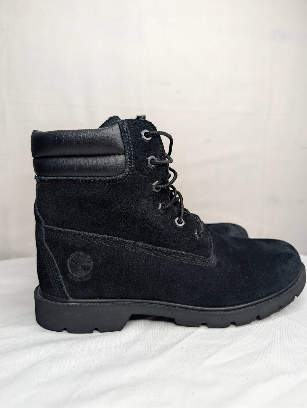 Timberland 6-Inch Premium Waterproof Suede Boots Black Women's Size 9 US 40 EU